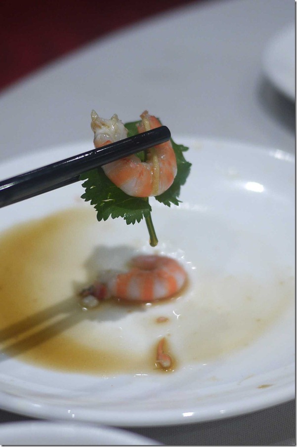 Peeled live prawns with coriander and ginger dressing
