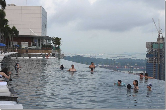 Sky pool, Marina Bay Sands