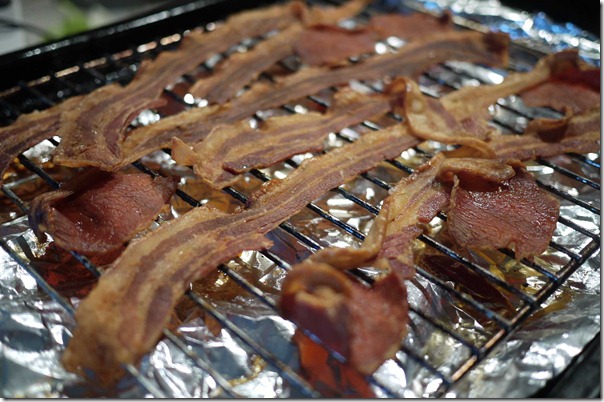 Crispy rashers of bacon (Note a fair bit of fat has been rendered)