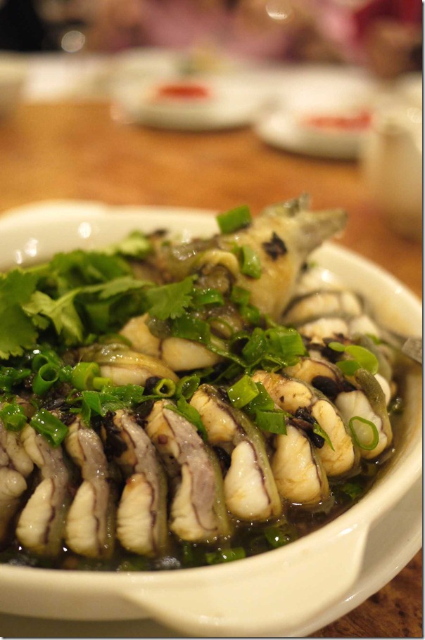 Steamed eel with black bean and soy sauce