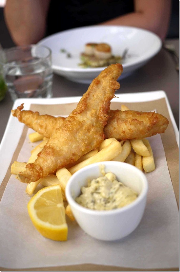 Beer batter fish & chips with tartare & lemon $17 (normally $25.50)