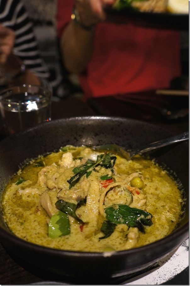 Gaeng keaw wan or Thai green curry $14